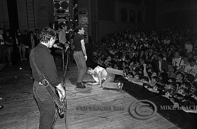 Dead Kennedys